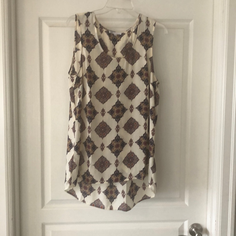 Women’s sleeveless blouse